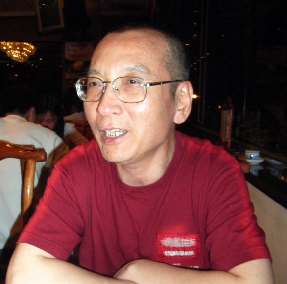 2010년 수감중 노벨평화상을 받은 중국 인권운동가 류샤오보. 서울신문DB