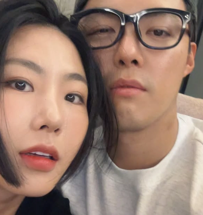 방송인 강남(오른쪽). 강남 인스타그램 캡처