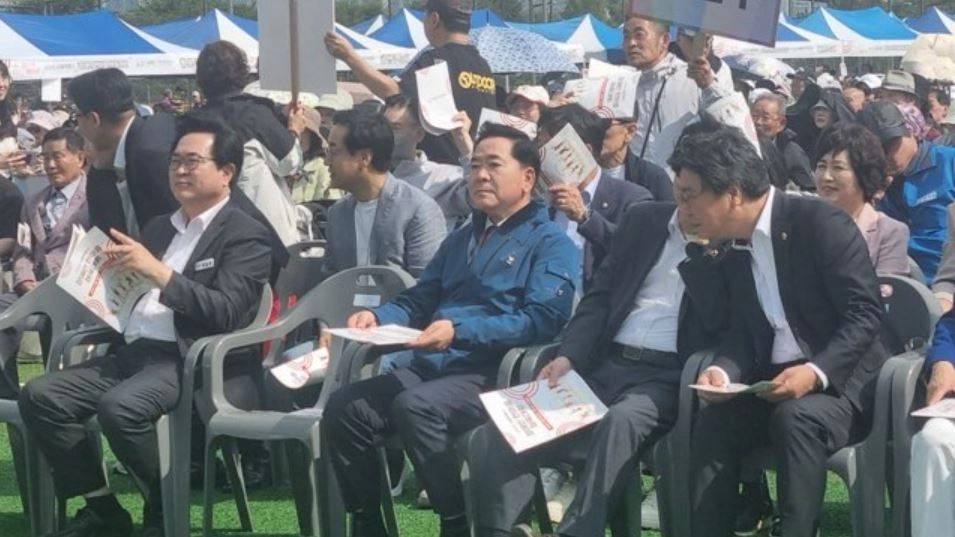 지난 1일 동작구 노량진 축구장에서 열린 ‘2025 서울시장애인한마음체육대회’에 참석한 김원태 의원
