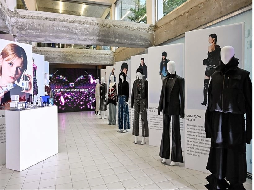 서울패션허브 쇼케이스 참여 디자이너 소개공간