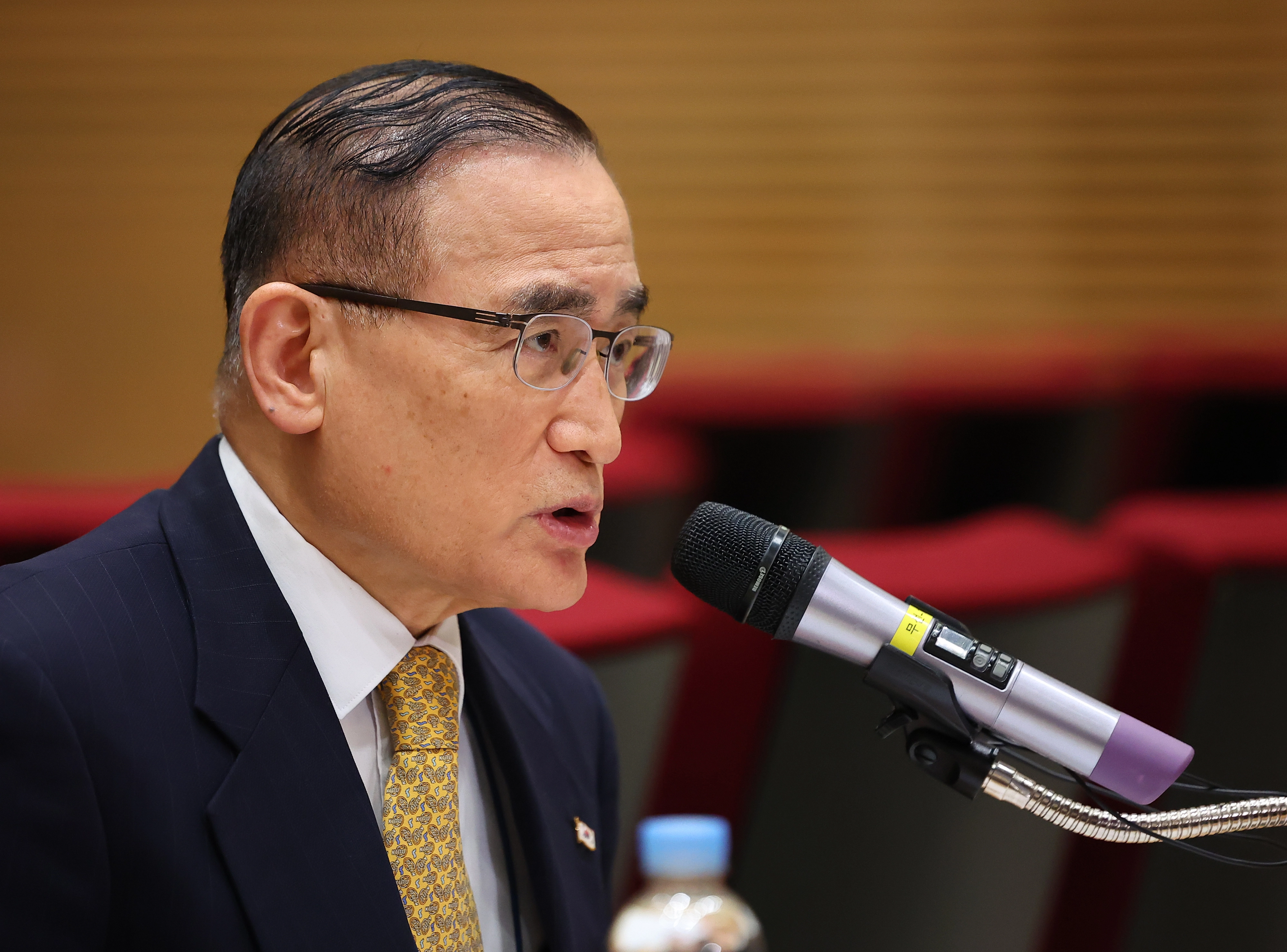 위성락 국가안보실장이 15일 서울 용산 대통령실에서 최근 캄보디아에서 발생한 한국인 대상 납치·감금 범죄 대응 현황 관련 브리핑을 하고 있다. 2025.10.15 연합뉴스