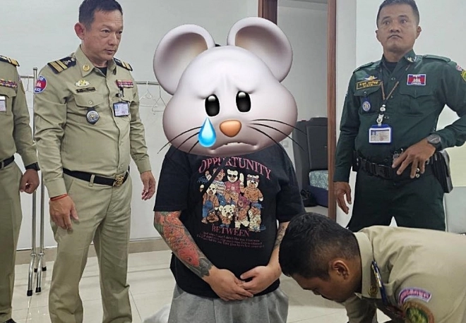 김병주 더불어민주당 최고위원이 17일(현지시간) 캄보디아 범죄단지에서 구출했다고 밝힌 한국인 청년. 사진은 구출된 청년이 피해자가 아닌 용의자에 가깝다며 캄보디아 교민 A씨가 페이스북에 공개한 것. 2025.10.18 A씨 페이스북