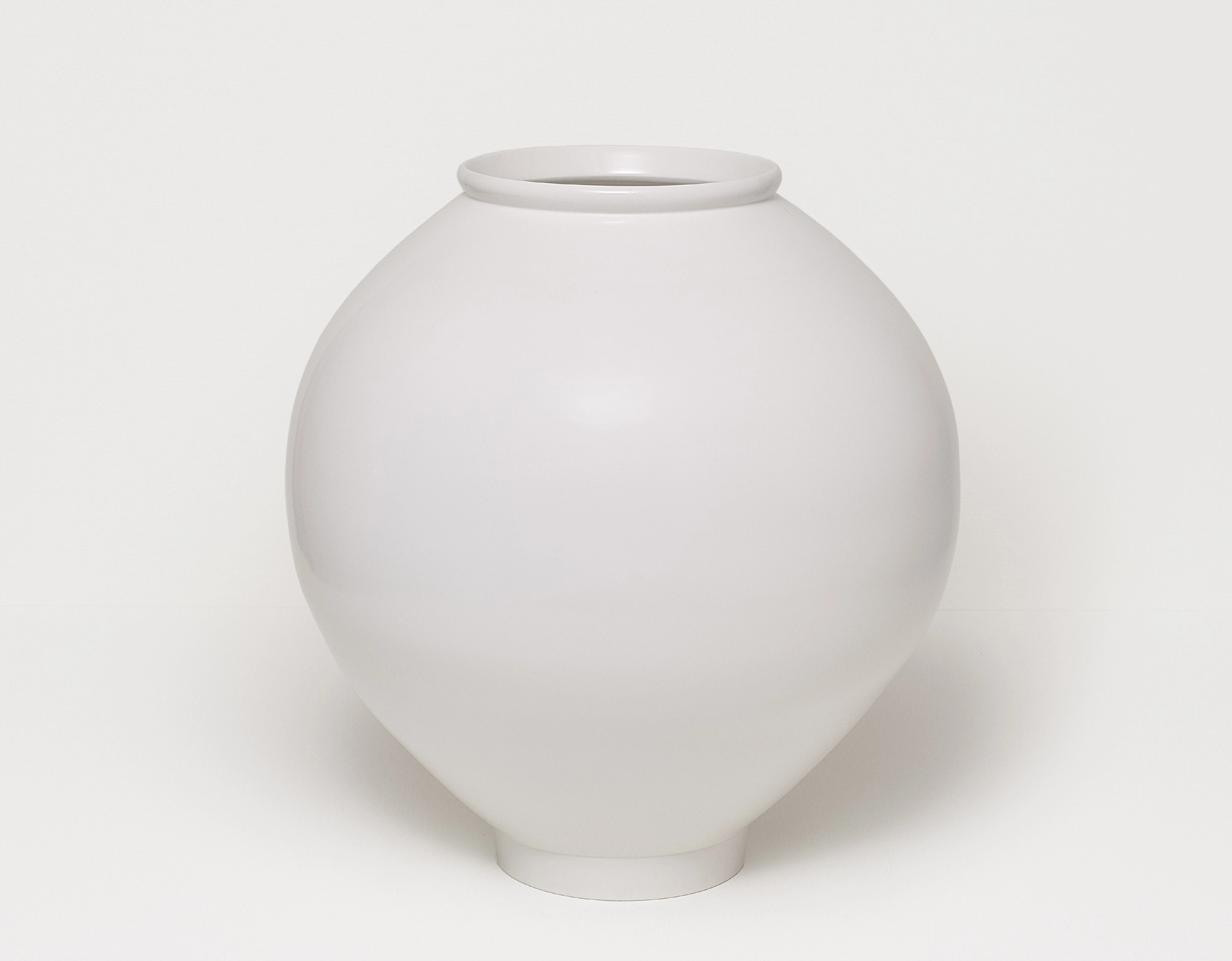 강민수, 2403-01, 55x52.9x19cm, 2024. 사진: 비선재.