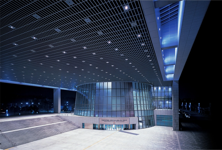 국립중앙박물관 전시동. 국립중앙박물관 제공