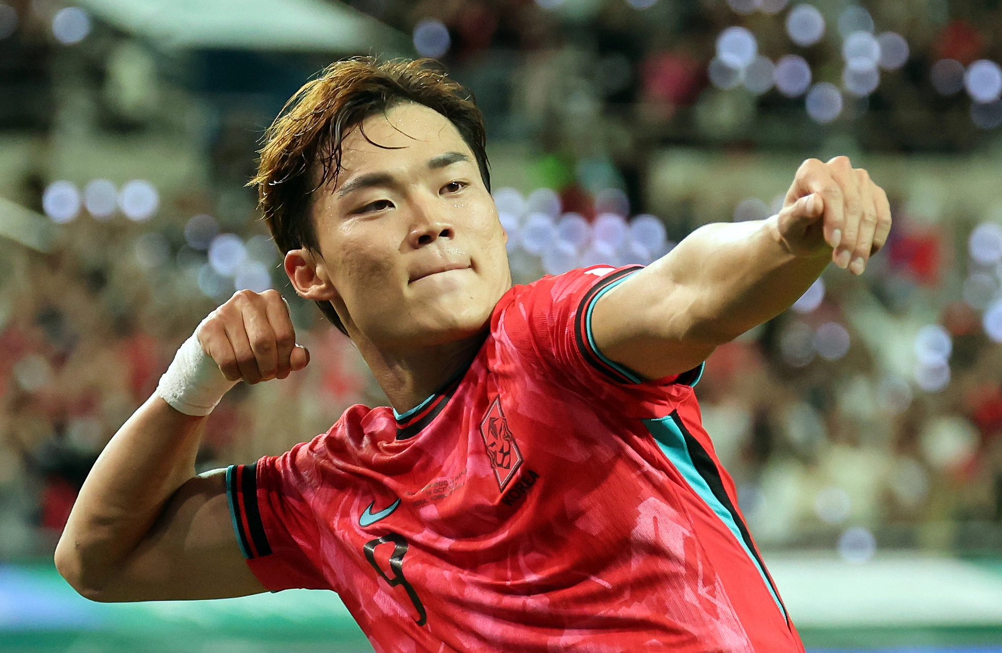 한국 축구 국가대표 오현규가 지난달 14일 서울월드컵경기장에서 열린 파라과이와의 평가전에서 득점한 뒤 세레머니하고 있다. 연합뉴스