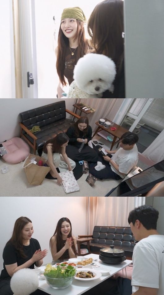 레드벨벳 조이가 여동생의 집을 찾아 청첩장을 받았다. MBC ‘나 혼자 산다’ 캡처