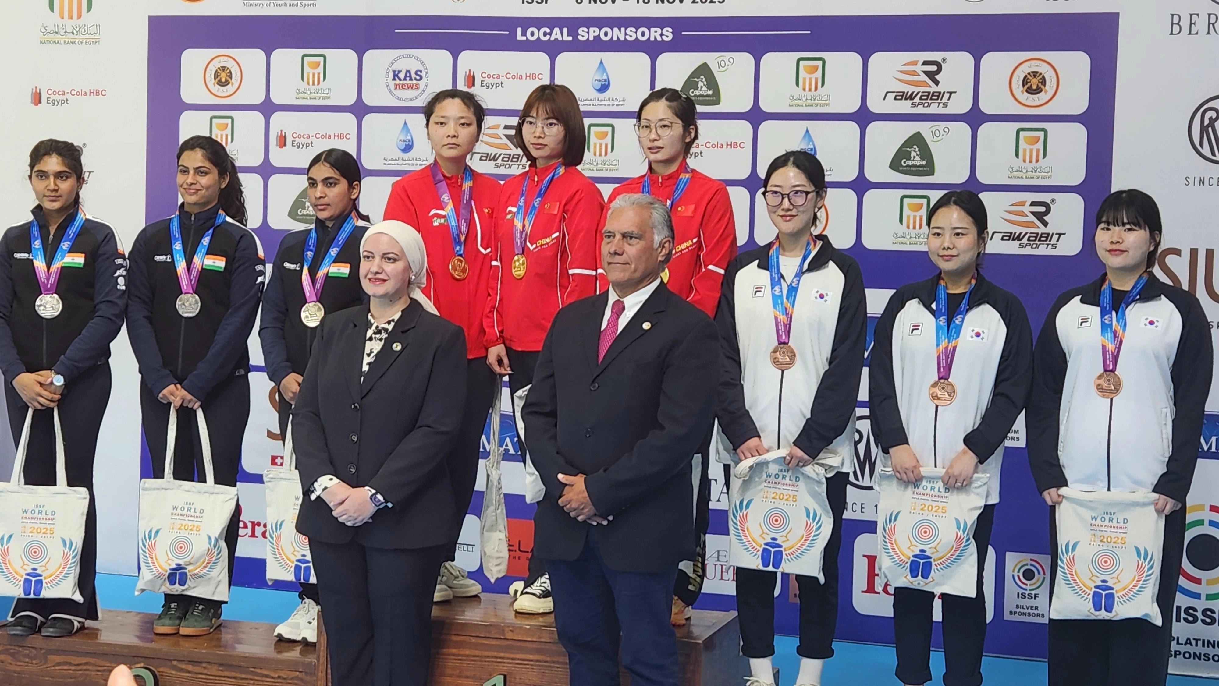 2025 ISSF 카이로 세계선수권대회 10m 여자부 공기권총 단체전에서 동메달을 차지한 양지인(한국체대), 김보미(부산시청), 오예진(IBK기업은행) 선수(왼쪽부터) . 대한사격연맹 제공
