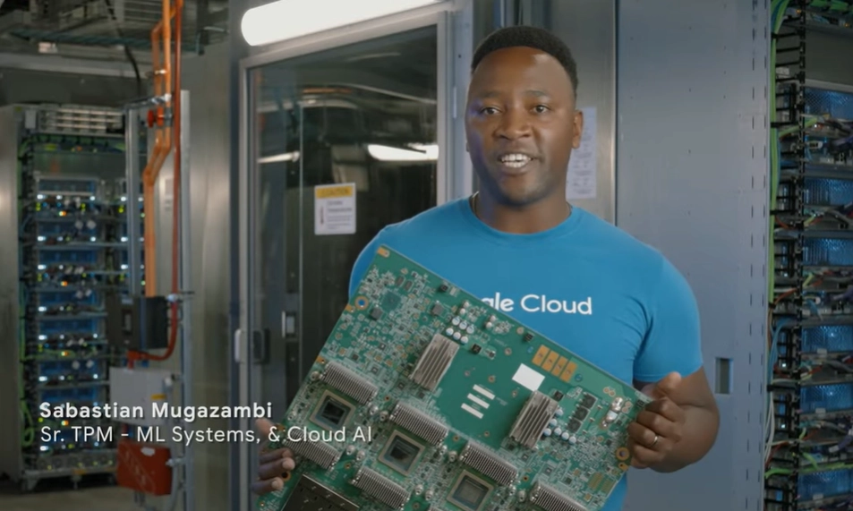 구글의 텐서처리장치(TPU). 유튜브 채널 ‘Google Cloud’ 캡처