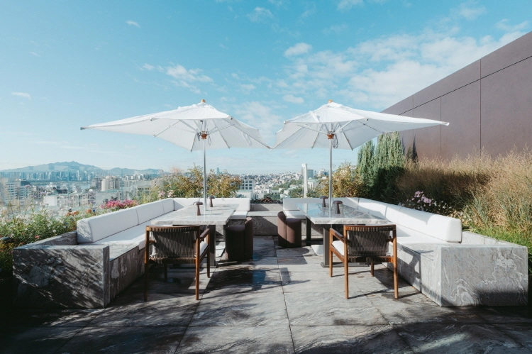 <더 루프(The Roof) 내부 모습>