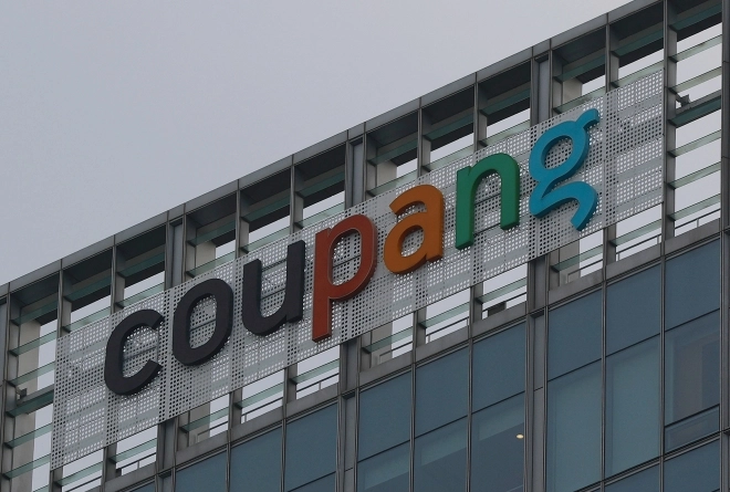 국내 전자상거래 1위 업체인 쿠팡에서 3000만건이 넘는 대규모 정보 유출 사고가 발생했다. 사진은 지난달 30일 서울 송파구 쿠팡 본사. 2025.11.30 연합뉴스