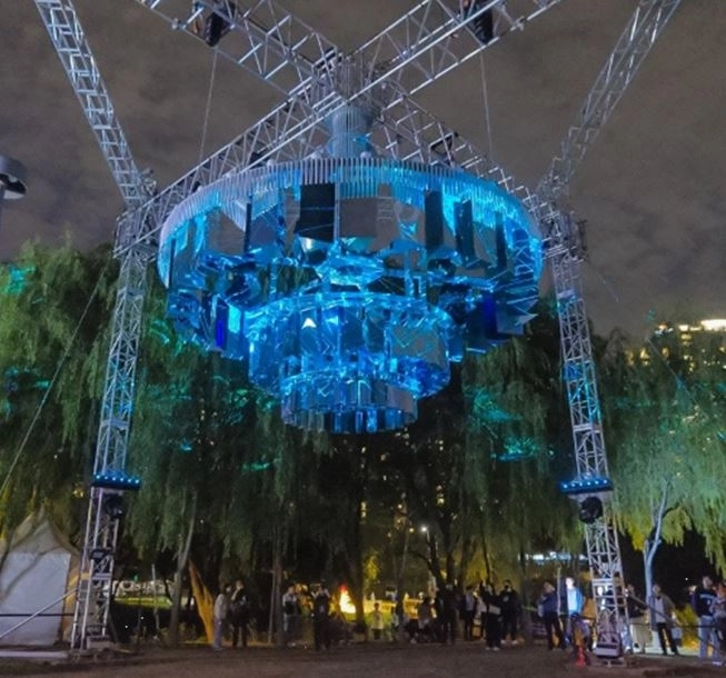 ‘2023 서울라이트 한강축제에 전시됐던 ’찬란한 기억들을 소환하는 장치. 출처-서울시 홈페이지