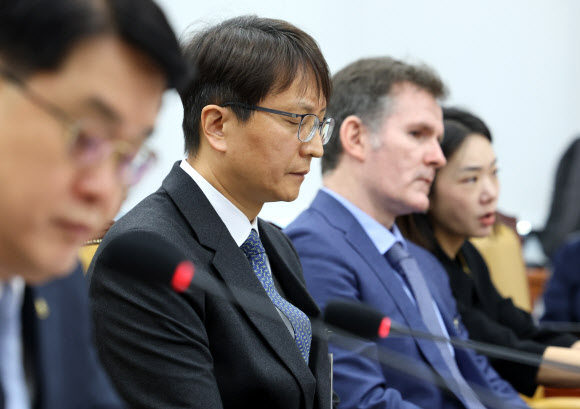 국회 과방위, 박대준 쿠팡 대표 참석