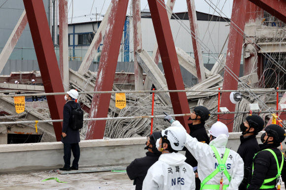 광주 도서관 붕괴 현장 감식