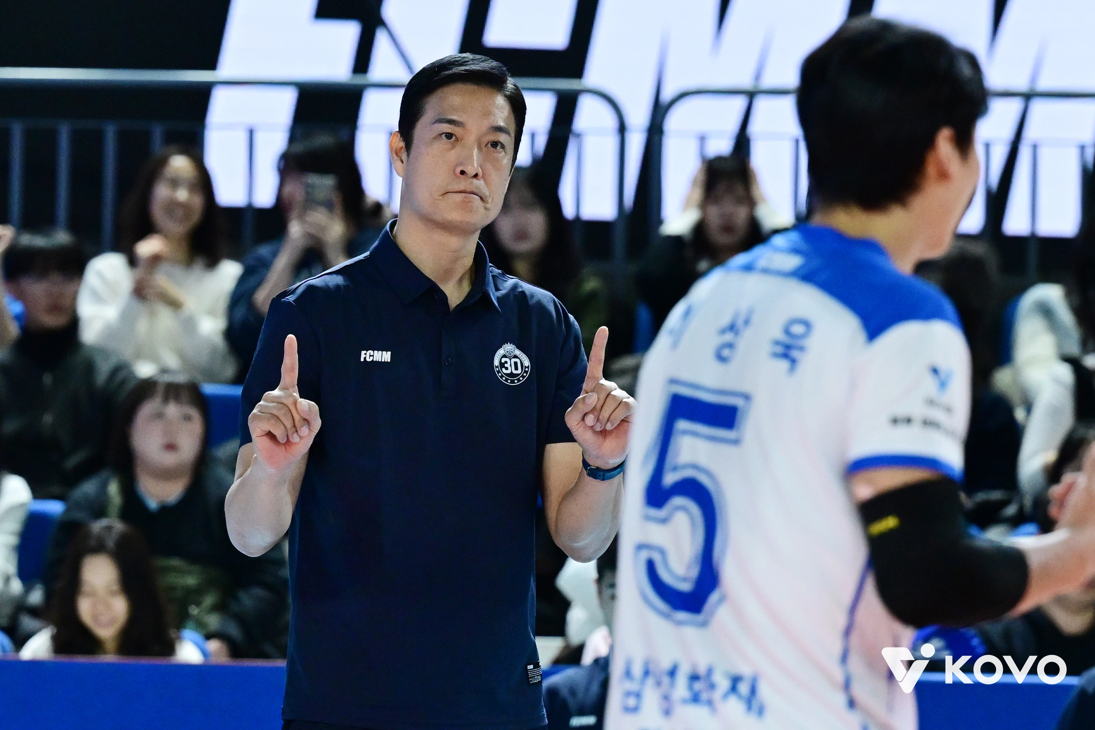 참을 인(忍)  김상우 삼성화재 감독. 
한국배구연맹 제공