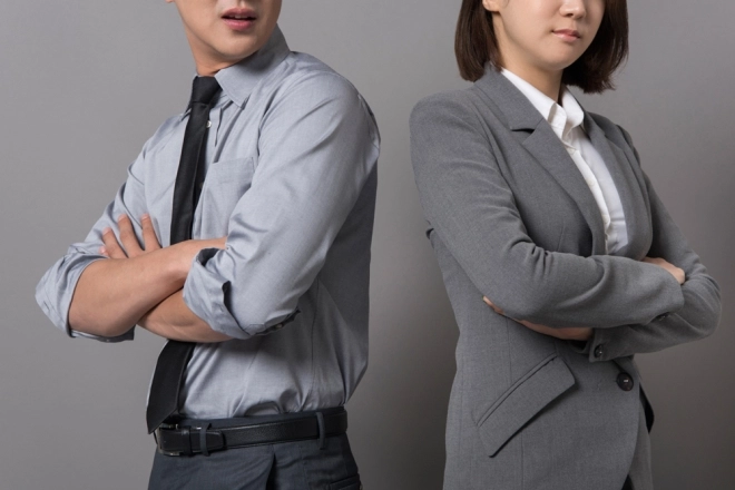 다투는 연인의 모습. 사진은 기사 내용과 직접적인 관련이 없음. 123rf