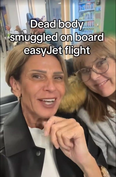 비행기 탑승객 중 한 명인 페트라 보딩턴은 소셜미디어에 영상을 게시해 당시 상황을 폭로했다. 페트라 보딩턴 SNS 캡처