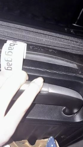 지난 25일 일본 규슈산코버스 고속버스 ‘히노쿠니호’에서 10대 승객이 짐칸에 갇힌 채 10분간 운행되는 사고가 발생했다. RKK 구마모토 방송 캡처