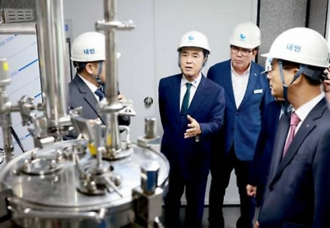 김태흠 충남지사가 그린올 시연회에서 CCU 메가 프로젝트 성공 추진 의지를 밝히고 있다. 서울신문DB