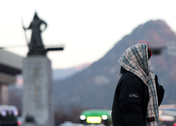 ‘오늘도 출근’