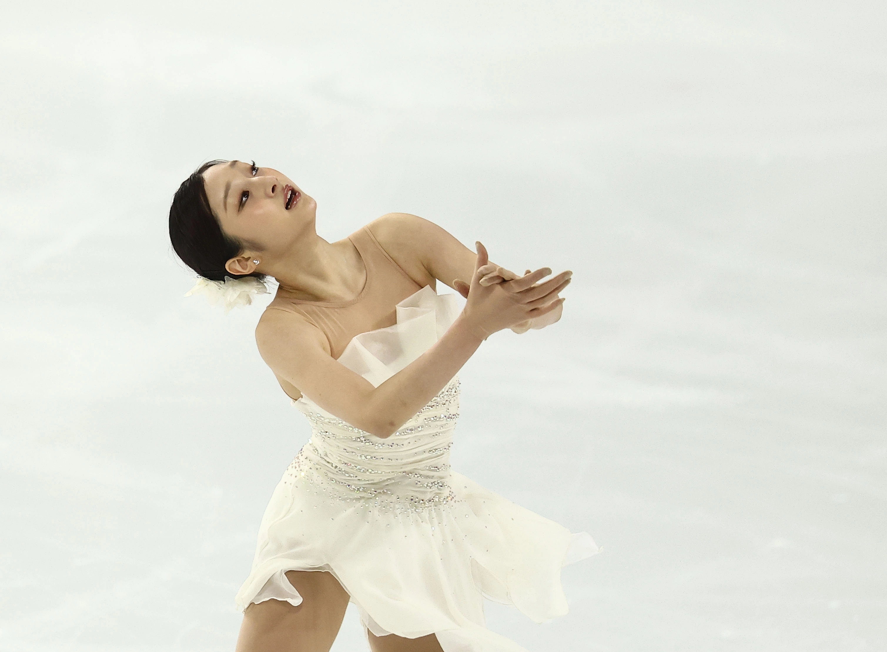 신지아가 4일 서울 목동아이스링크에서 열린 제80회 전국남녀 피겨스케이팅 종합선수권대회 겸 국가대표 2차 선발전 여자 싱글 프리 스케이팅에서 매력적인 연기를 펼치고 있다. 
연합뉴스