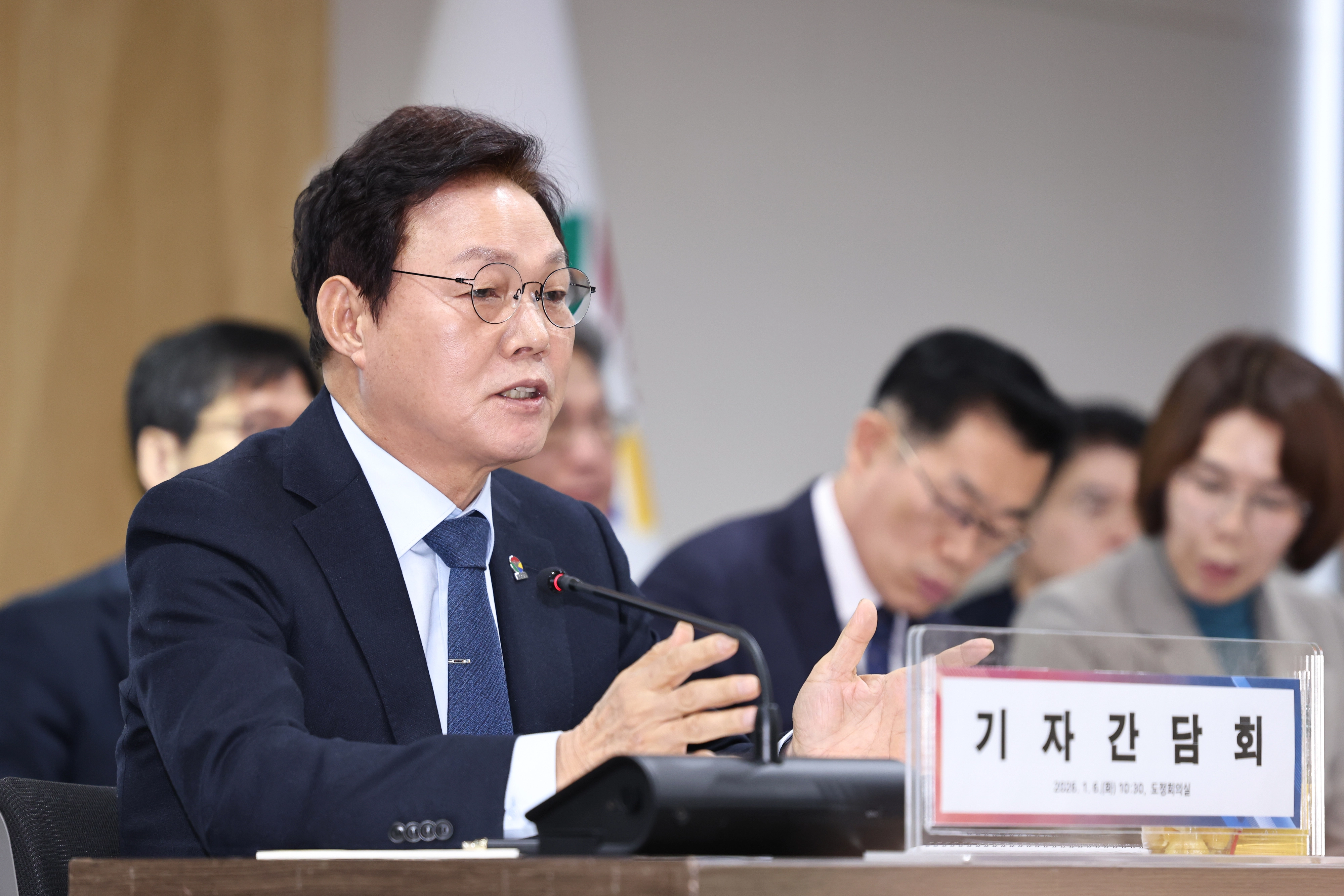 2026년 신년 기자간담회 하는 박완수 경남도지사. 2026.1.6. 경남도 제공