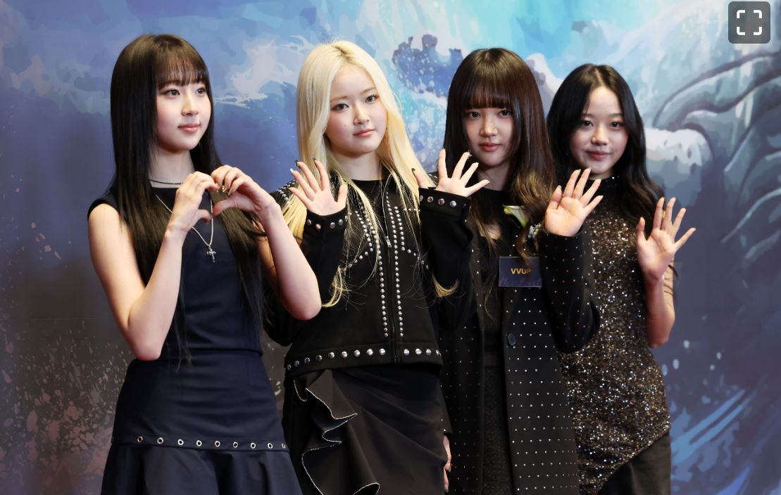 포즈 취하는 비비업