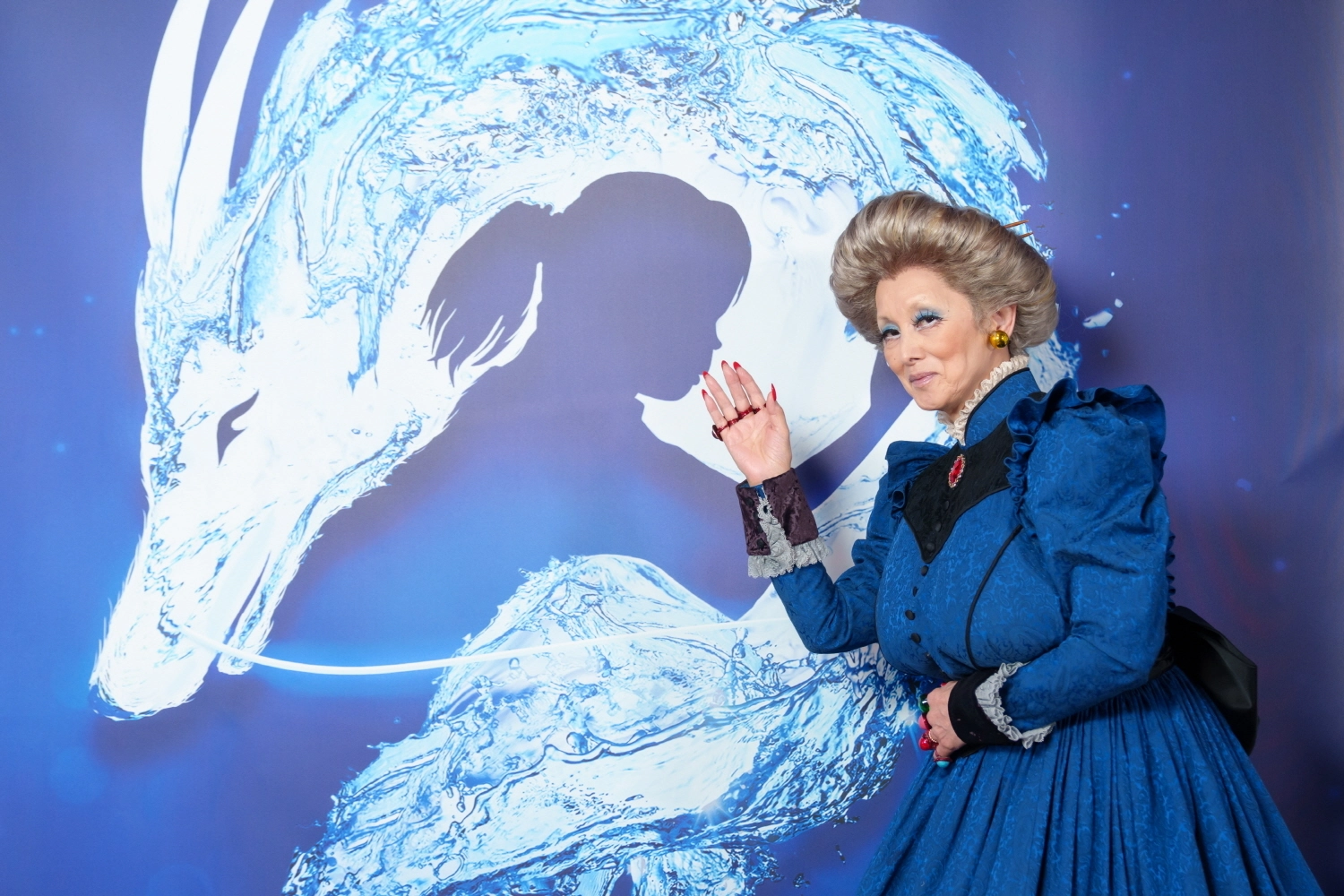 미야자키 하야오의 애니메이션 ‘센과 치히로의 행방불명’에서 유바바 목소리를 연기한 나쓰키 마리는 뮤지컬에서도 같은 역할을 열연한다.
CJ ENM 제공