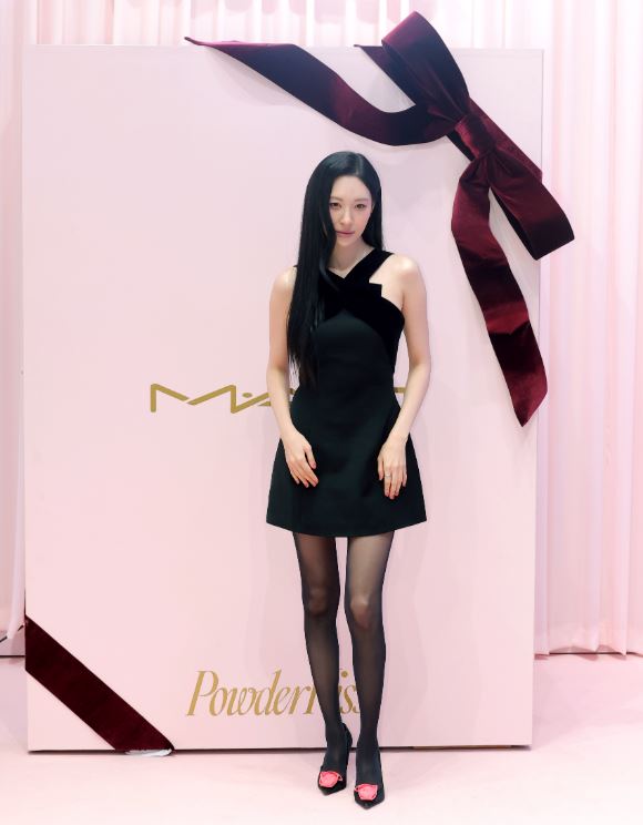 선미, 고혹적인 자태