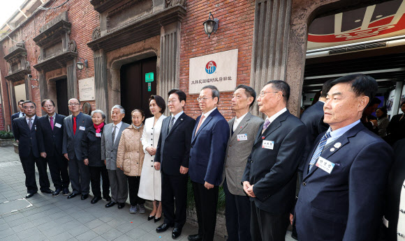이재명 대통령, 상해 임시정부 방문