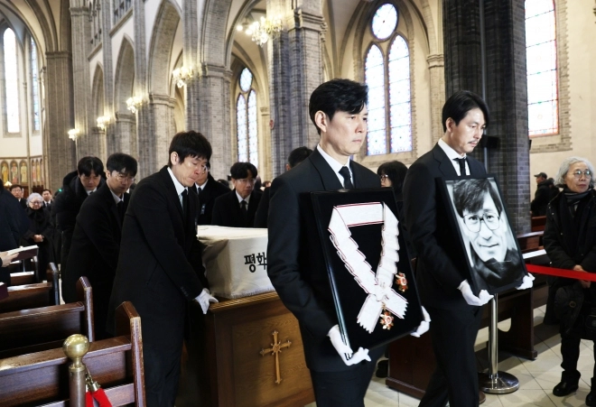 서울 명동대성당에서 열린 안성기 사도 요한의 장례 미사 모습. 천주교 서울대교구 제공.