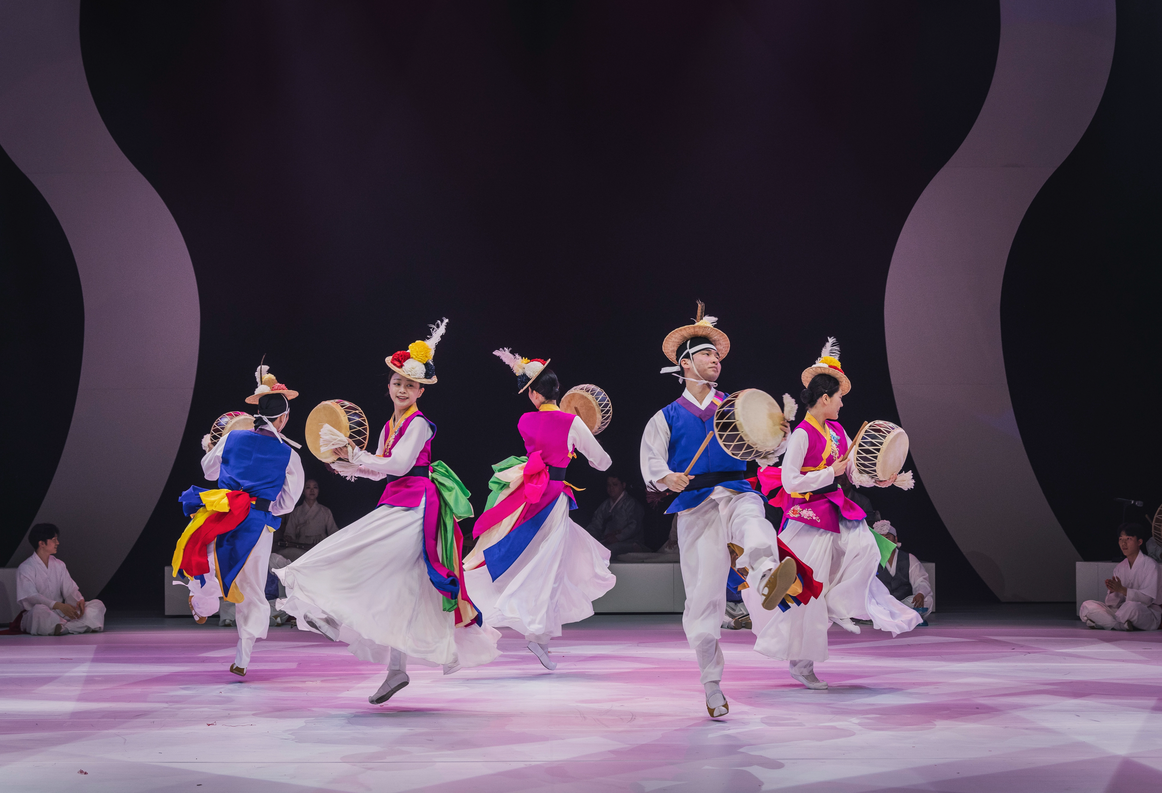 국립국악원이 오는 22일 ‘새해국악연’에서 선보이는 풍장무. 
국립국악원 제공