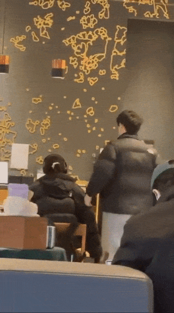 상가 건물을 돌아다니며 이틀 연속으로 불특정 다수의 여성을 추행한 30대 남성이 구속됐다. 스레드 영상 갈무리