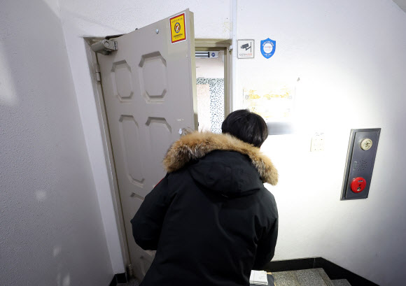 무인기 관련 피의자의 사무실