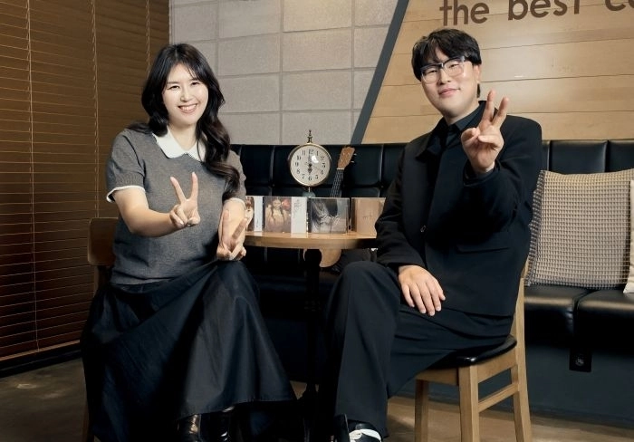 이지엔터테인먼트, 이정봉·전초아의 세대 공감 프로젝트 '추억 속의 ... - 뉴스 썸네일 이미지