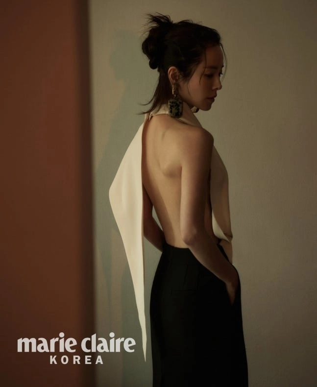 한지민.<br>마리끌레르 인스타그램