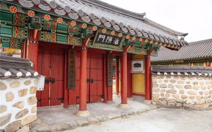 김여익 선생 추모 사당