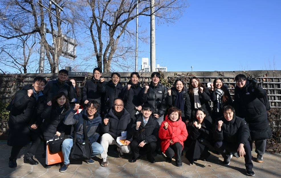 공사현장 점검 후 단체 기념촬영