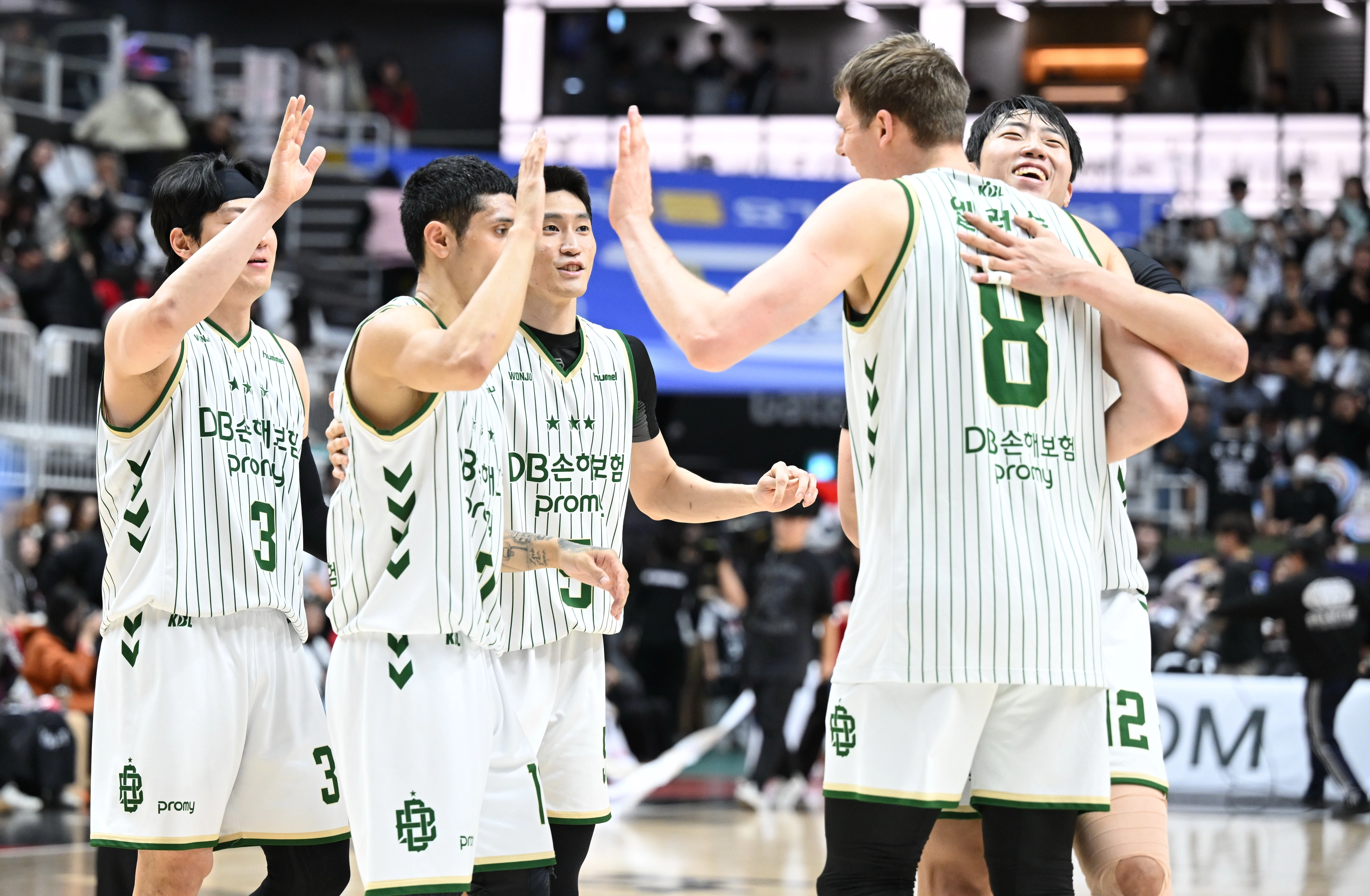 DB 선수들.KBL 제공
