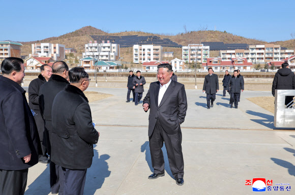 북한, 삼광축산농장 조업