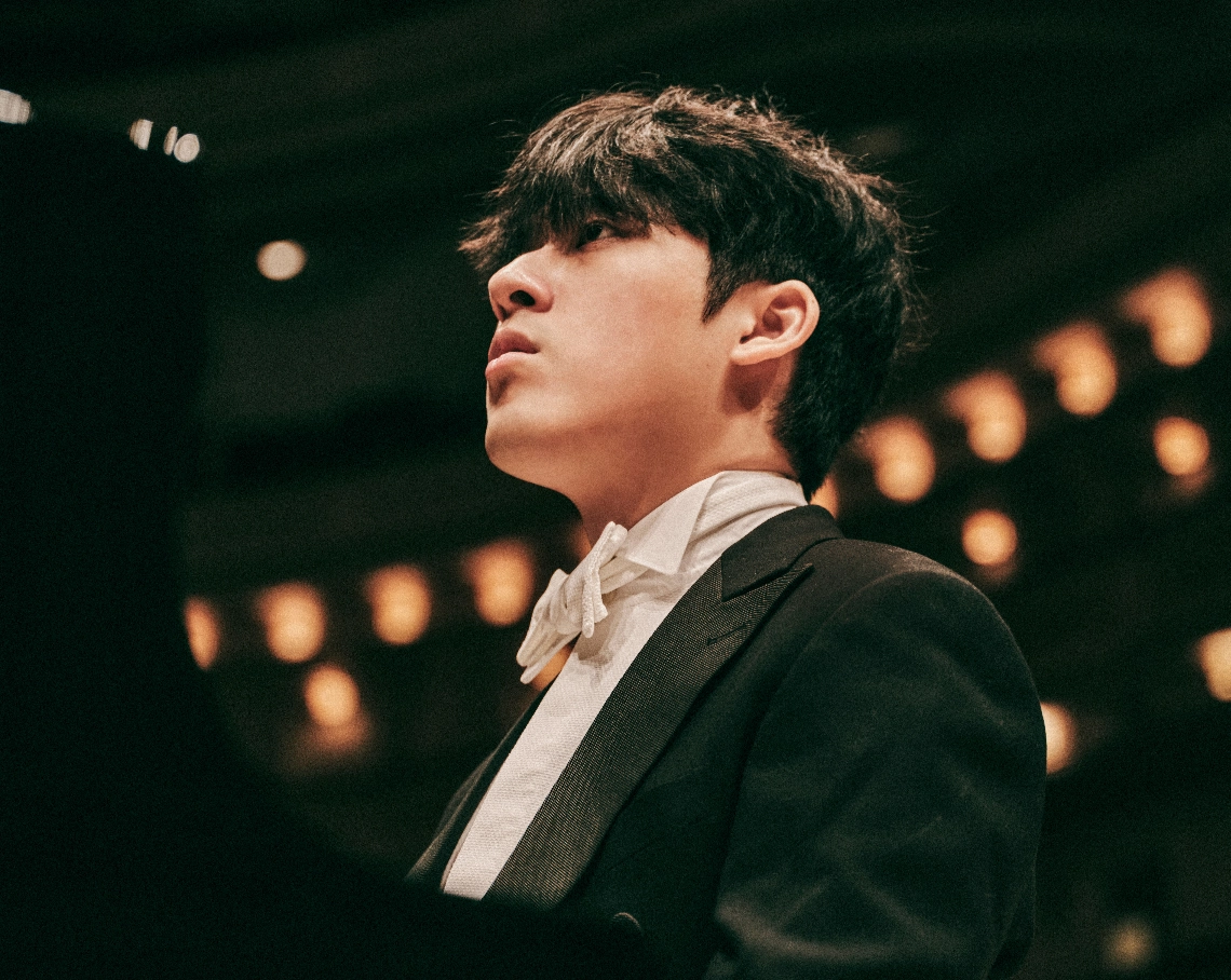 피아니스트 임윤찬은 지난해 4월 25일 미국 뉴욕 카네기홀에서 독주회를 열고 바흐 ‘골드베르크 변주곡’을 연주했다.
유니버설뮤직 제공