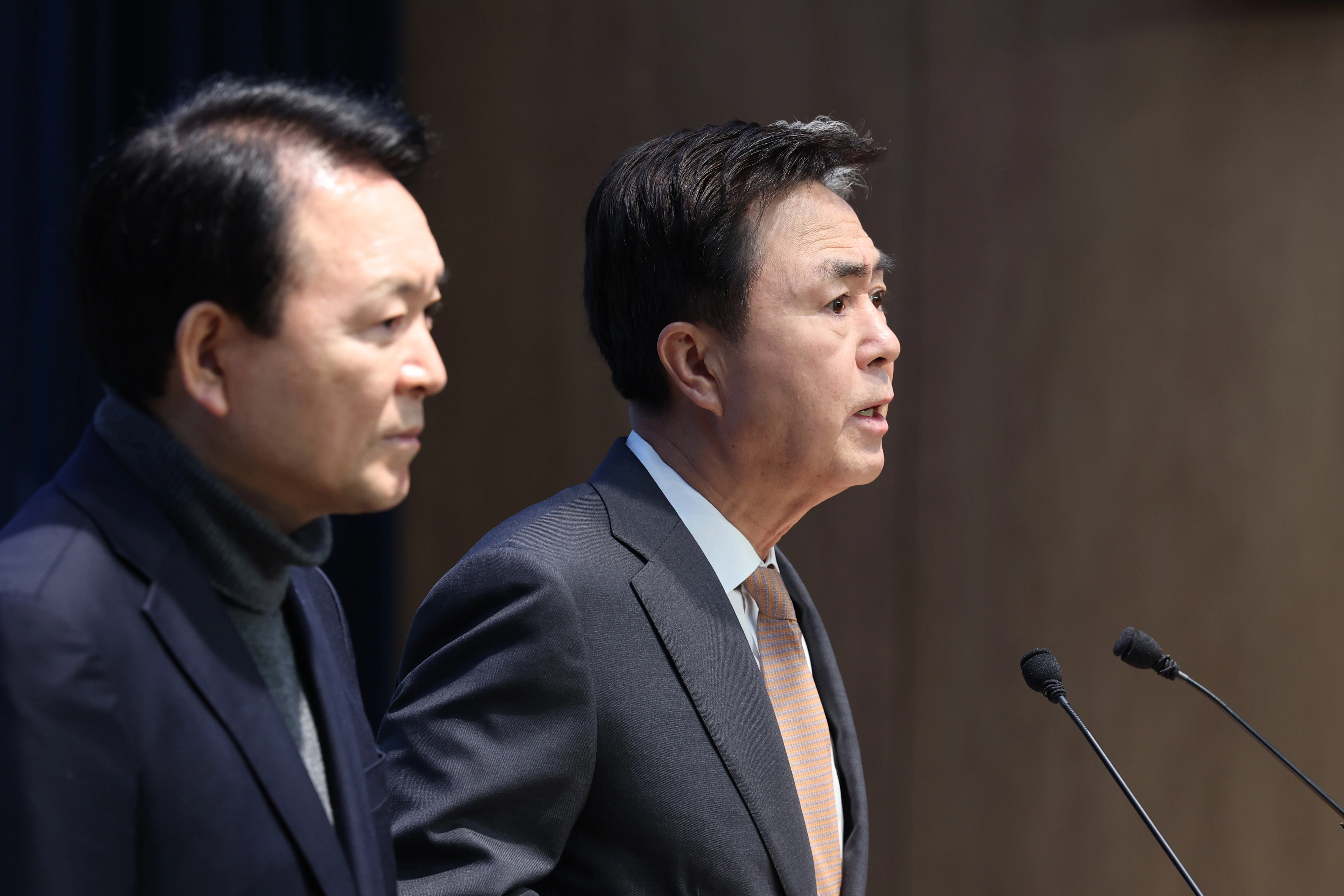 김태흠 ‘대전·충남 통합 관련 기자회견’  김태흠 충남도지사가 9일 서울 여의도 국회 소통관에서 대전·충남 행정통합 관련 기자회견을 하고 있다. 뉴스1