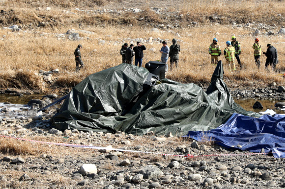 가평에서 육군 코브라 헬기 추락