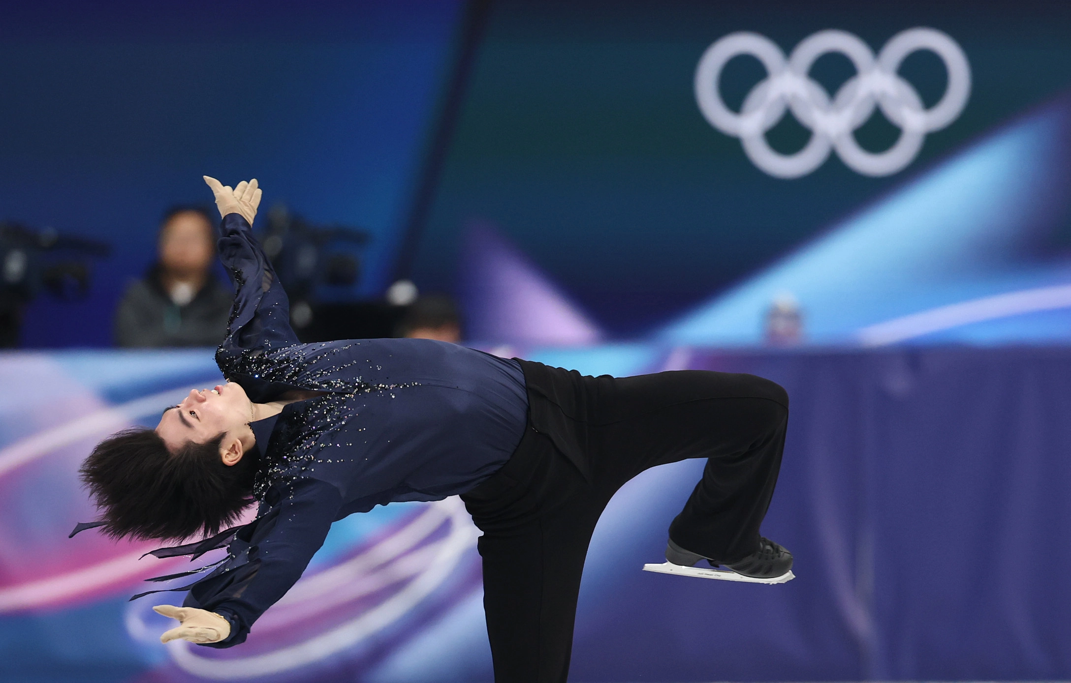 10일(현지시간) 이탈리아 밀라노 아이스스케이팅 아레나에서 열린 2026 밀라노ㆍ코르티나담페초 동계올림픽 남자 싱글 쇼트 프로그램에 출전한 차준환이 연기를 펼치고 있다. 밀라노 연합뉴스