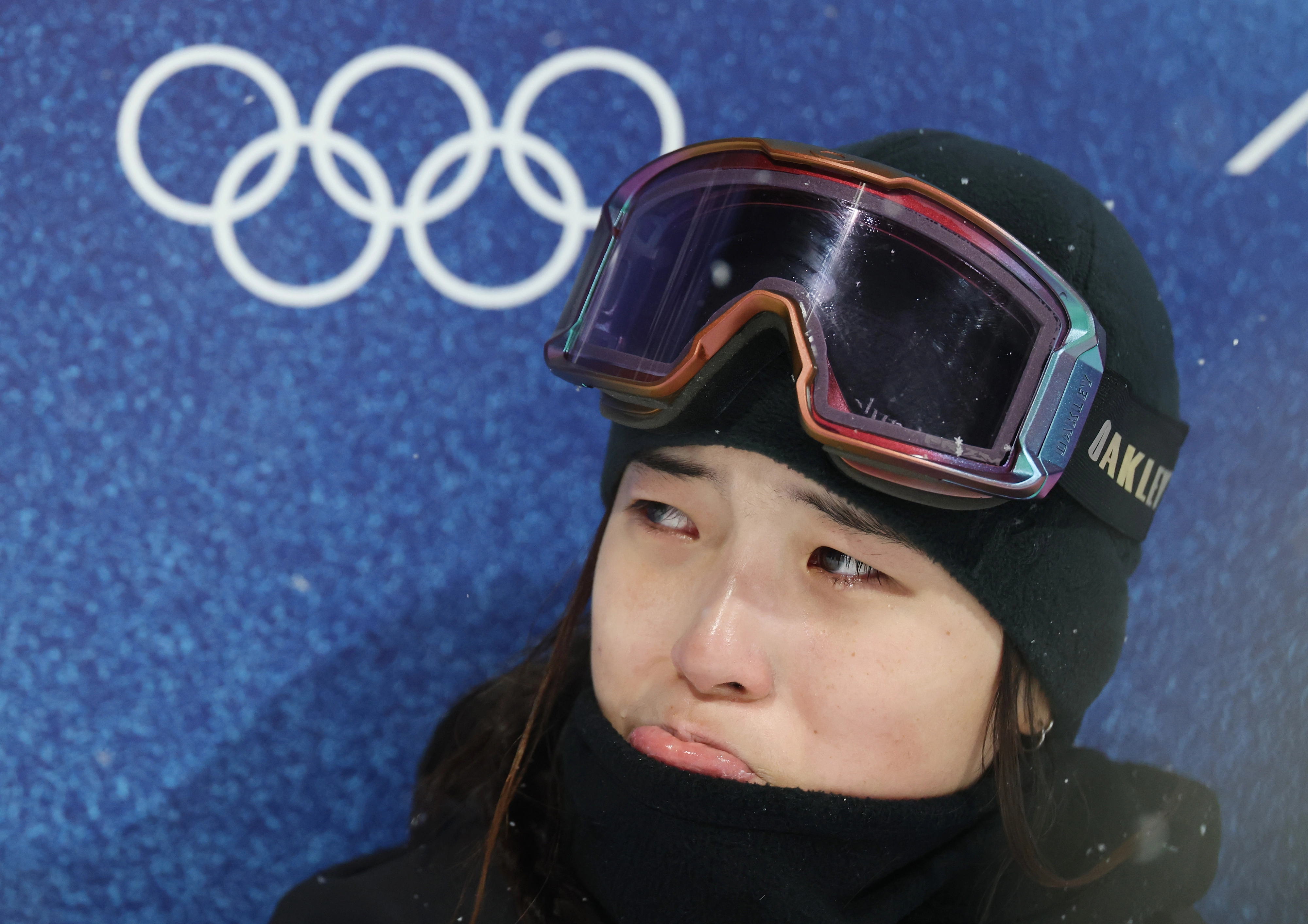 터져버린 울음  12일(현지시간) 이탈리아 리비뇨 스노파크에서 열린 2026 밀라노-코르티나담페초 동계올림픽 스노보드 여자 하프파이프 결승에서 최가온이 3차시기 성적을 기다리며 눈물을 흘리고 있다. 2026.2.13 연합뉴스