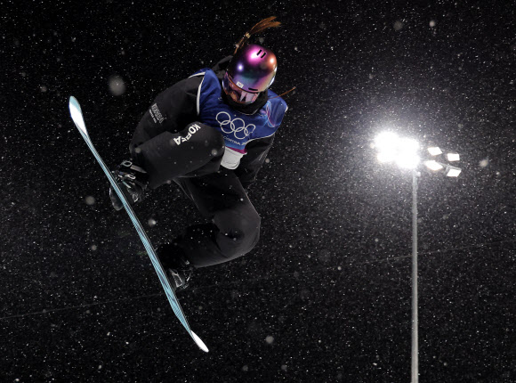 하프파이프 최가온 결선 1차 시기