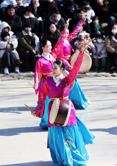 설 연휴 마지막 날 즐기는 전통공연
