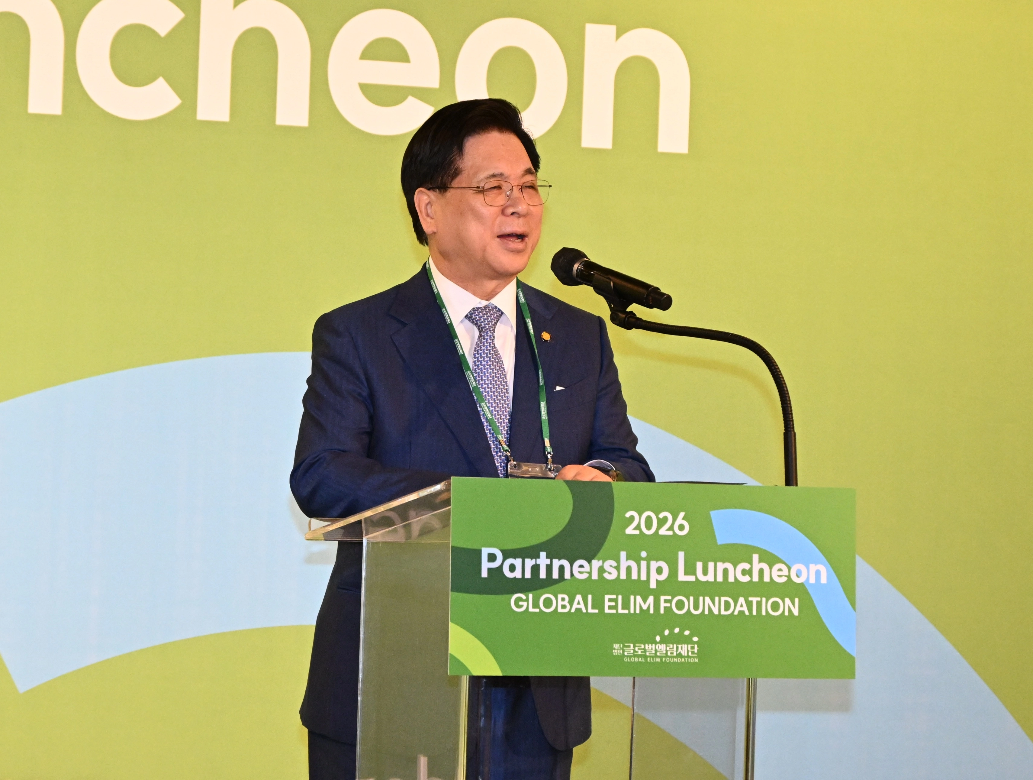 글로벌엘림재단 이사장인 이영훈 여의도순복음교회 목사가 인사말을 하고 있다. 글로벌엘림재단 제공.