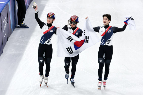 쇼트트랙 남자 5,000m 계주 은메달