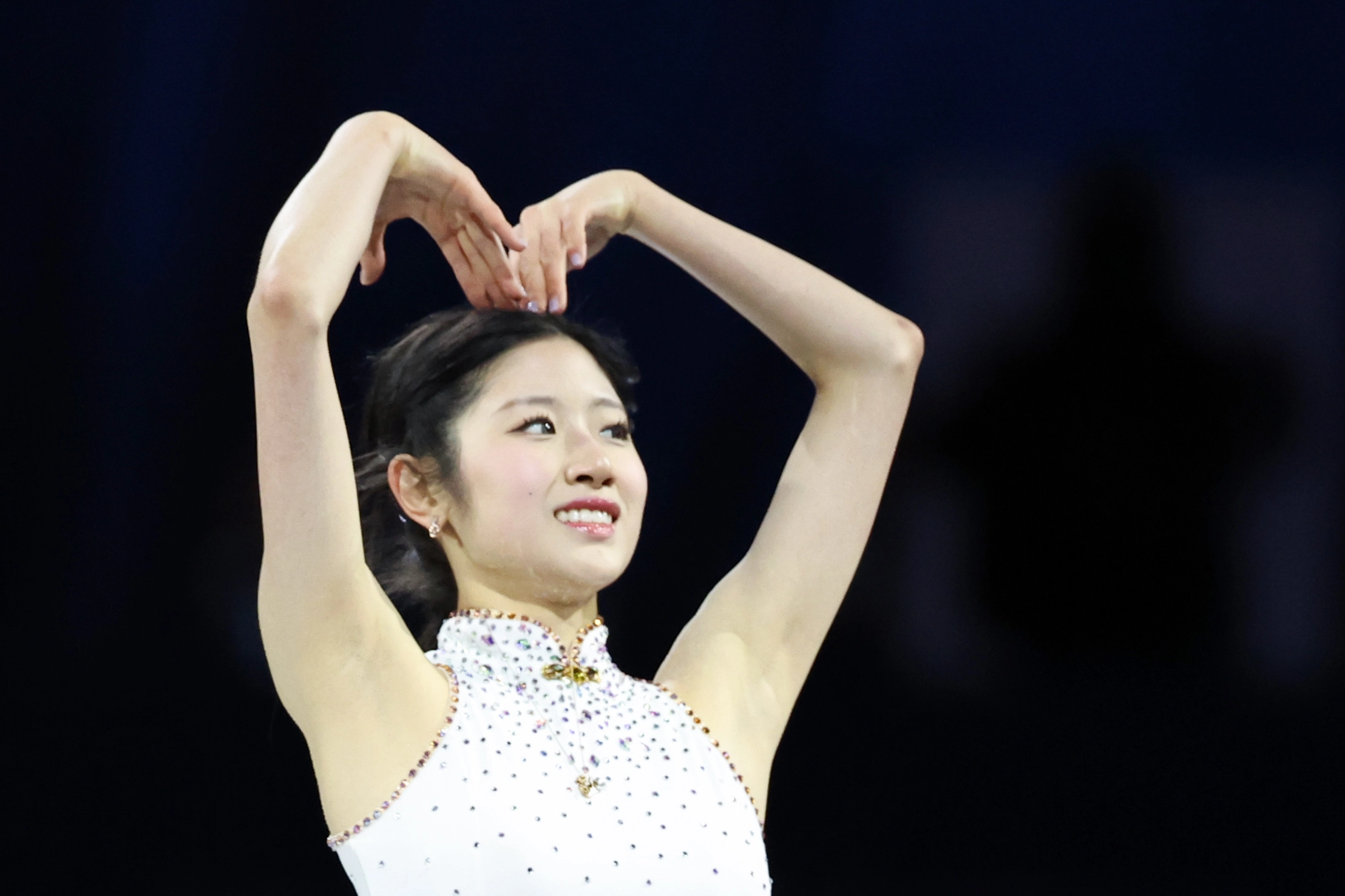 갈라 연기 마친 이해인  21일(현지시간) 이탈리아 밀라노 아이스스케이팅 아레나에서 열린 2026 밀라노ㆍ코르티나담페초 동계올림픽 피겨스케이팅 갈라쇼에서 이해인이 연기를 마치고 관중에 인사하고 있다. 2026.2.22 밀라노 연합뉴스