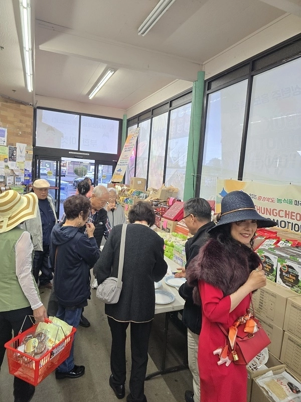지난해 10월 미국 워싱턴주 시애틀에서 열린 충북 농식품 홍보판촉전 모습. 충북도 제공